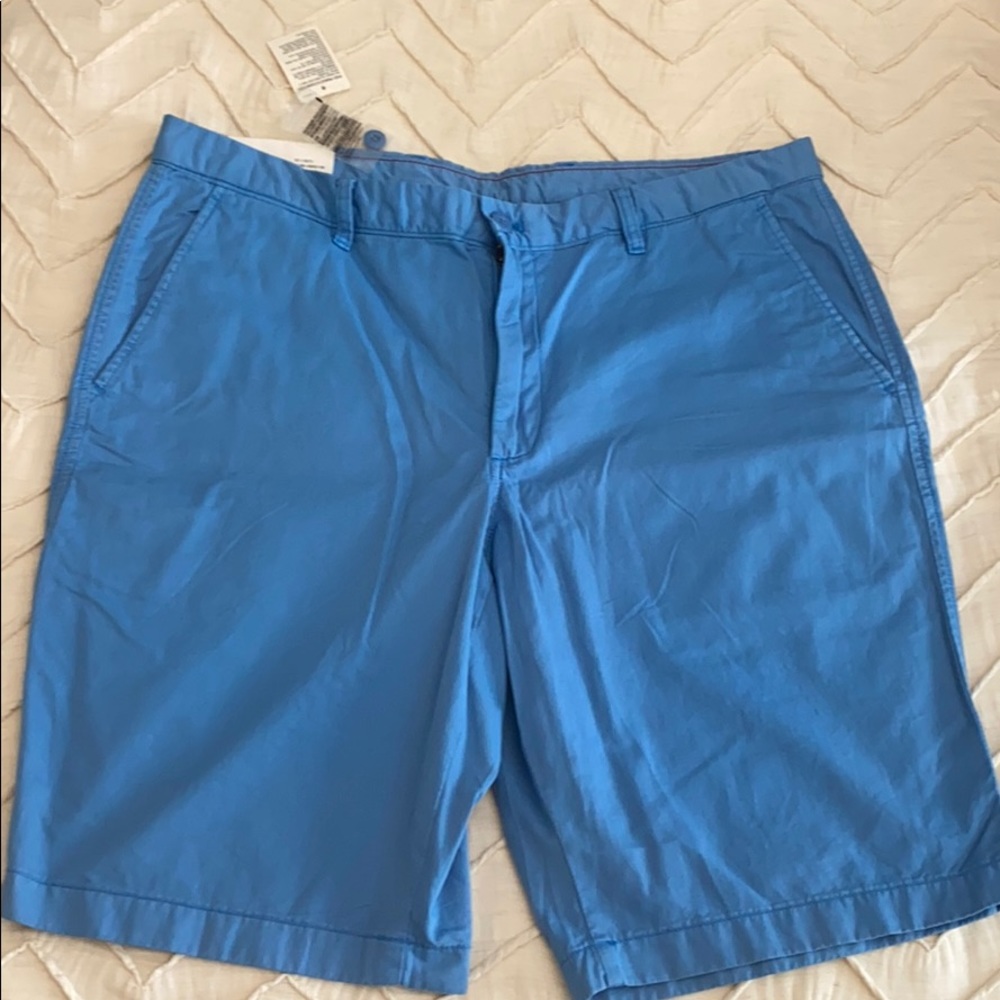 Brand new Uniqlo blue shorts 11”